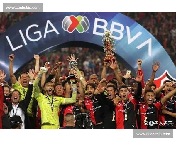 瓜达拉哈拉德比激战在即阿特拉斯挑战宿敌荣耀之夜墨西哥联赛巅峰对决