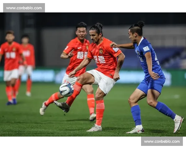 足协杯焦点对决富力迎战恒大南粤德比再燃冠军悬念赛场风云引爆关注